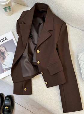 撤柜秋 氺红棕色西装外套女2026秋季新款复古英伦风通勤短款a0348