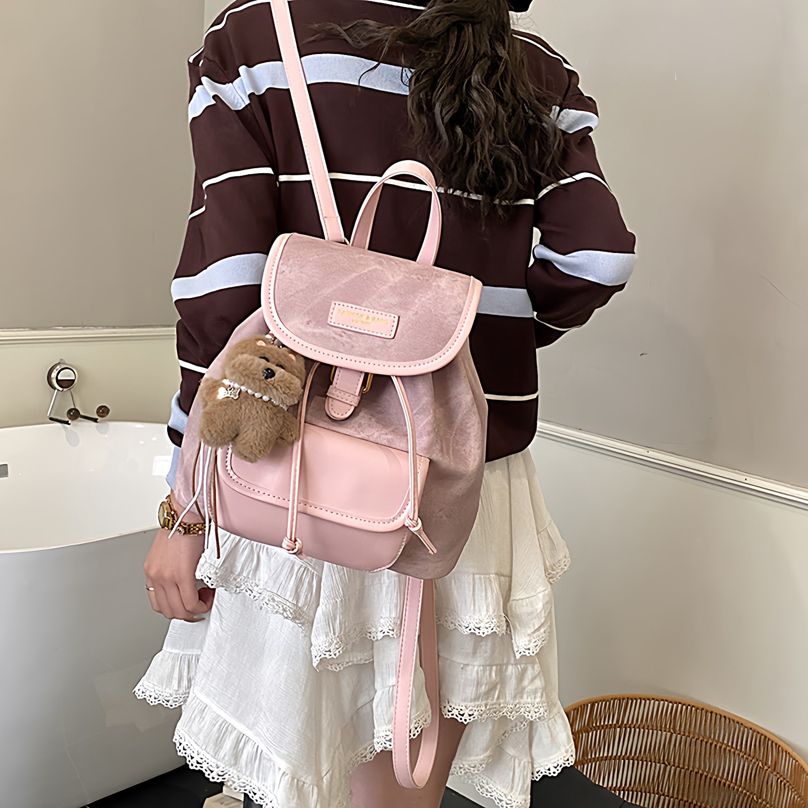 高级感软皮双肩包ins风上班通勤小号可放电脑背包女学生上课书包