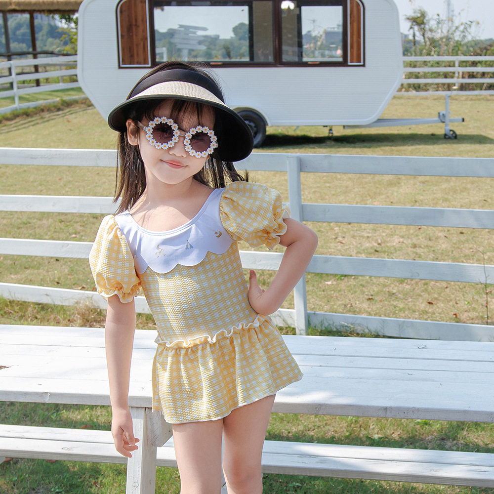 ins黄色格子儿童泳衣女孩三岁2-5宝宝泳衣女宝连体裙式小可爱泳装