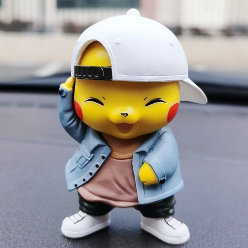 ins可爱卡通皮卡丘手办公仔玩偶创意汽车摆件小车内装饰品女礼物