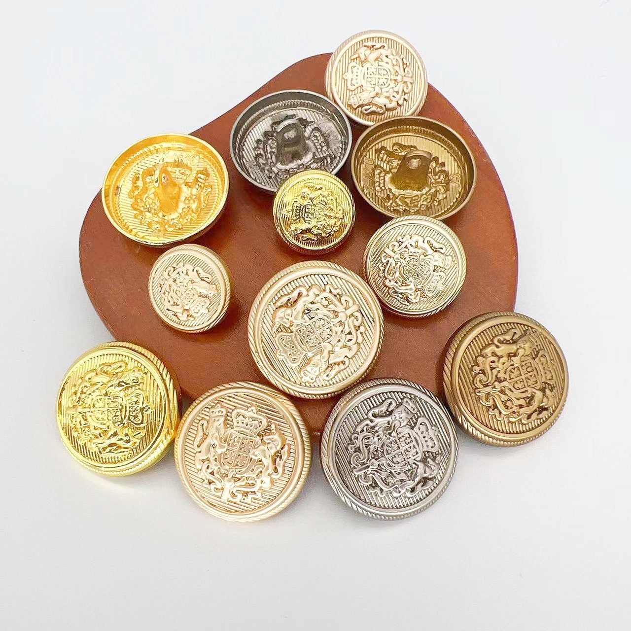 高档圆形金属扣金色小学生衣服扣子各种大全工作服制服纽扣校服