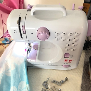 芳华缝纫机505A升级版便携衣车锁边电动家用拼布多功能吃厚微型