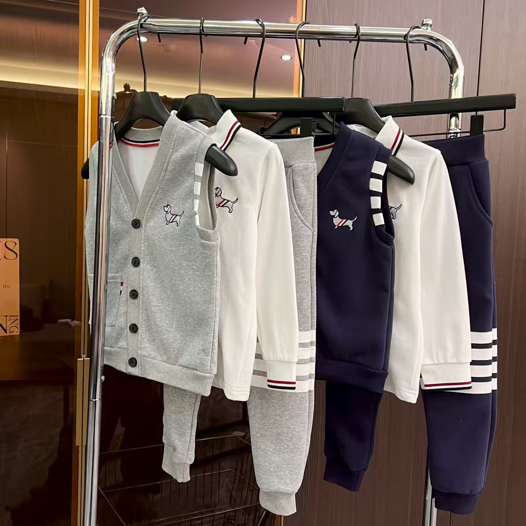 兄妹装25春秋男女童休闲运动装中大儿童马甲卫裤polo衫三件套套装