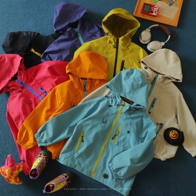 男女童冲锋衣春秋款2025新款防风防水风衣外套儿童秋装户外登山服