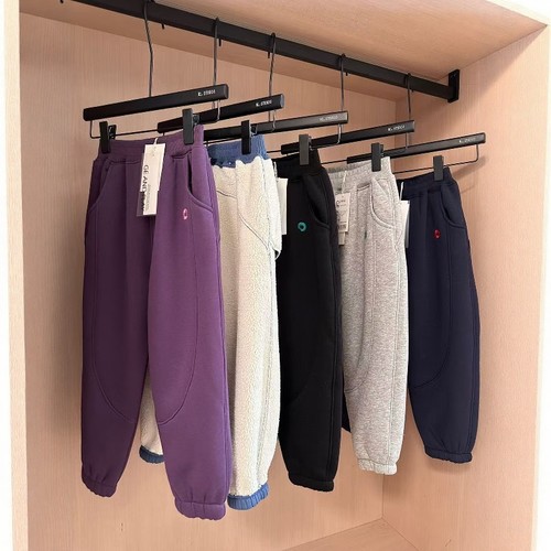 一条过冬中大童加绒加厚卫裤2025冬季男女童保暖550G羊羔毛运动裤