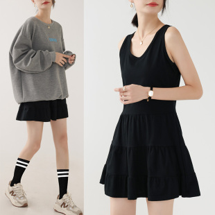 卫衣内搭打底背心裙中长款 黑色吊带连衣裙 叠穿A字下摆遮屁股无袖