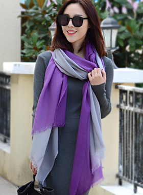 韩国秋冬季薄款羊毛围巾女士披肩两用超长2.3米渐变优雅紫色散须