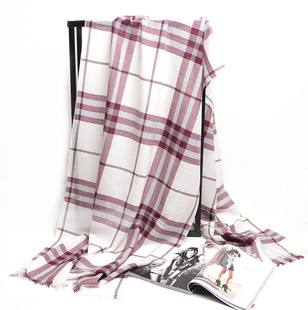 欧薄款超长纯羊毛围巾女士披肩保暖百搭春秋冬季 2.5米酒红色格子