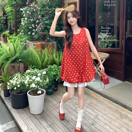 复古红撞色裙摆波点花苞连衣裙女夏日2026新款设计俏皮甜美A字裙