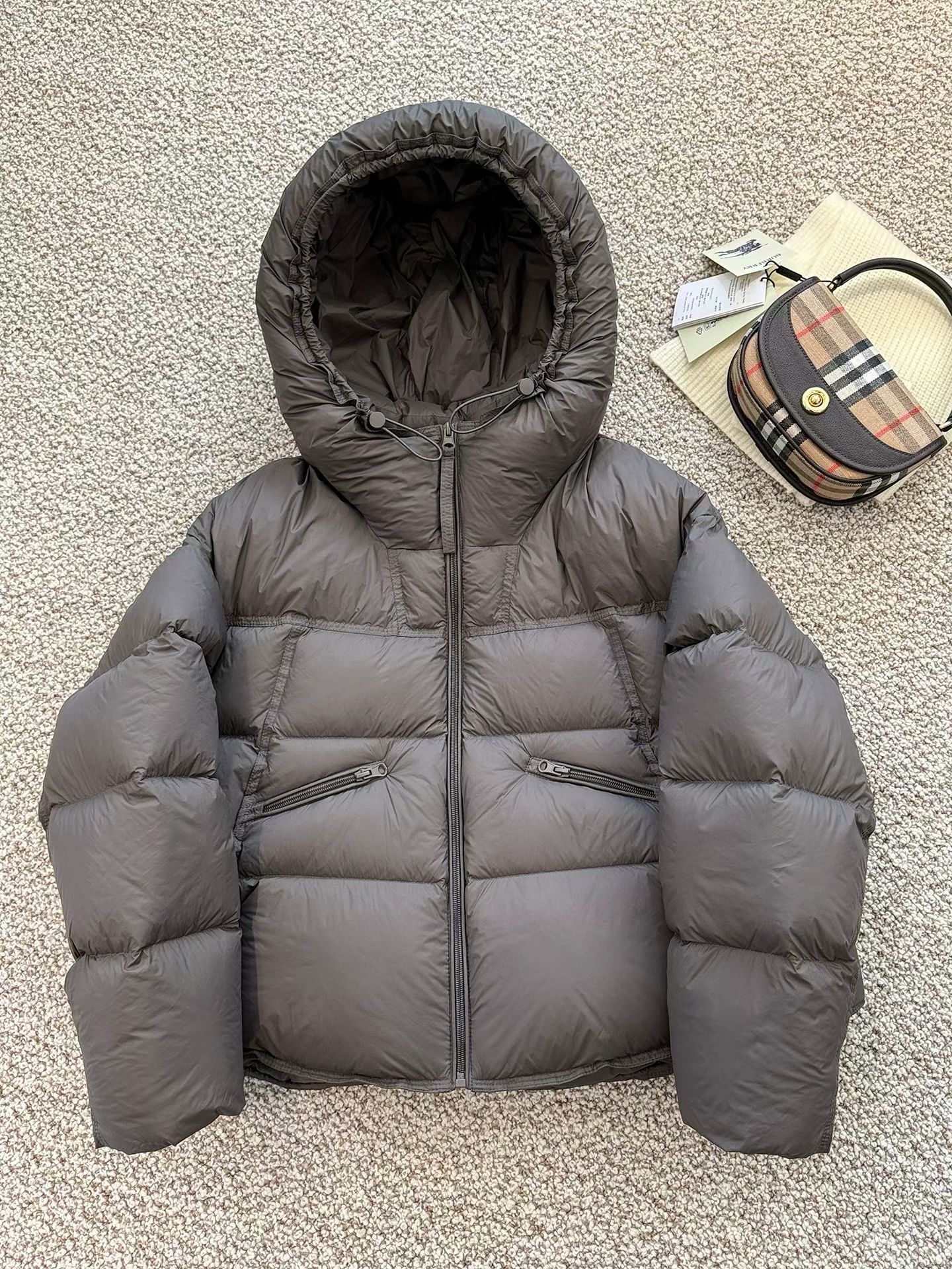 欧货爆款2025冬季新款时尚百搭韩版短款90羽绒服保暖厚外套女潮范