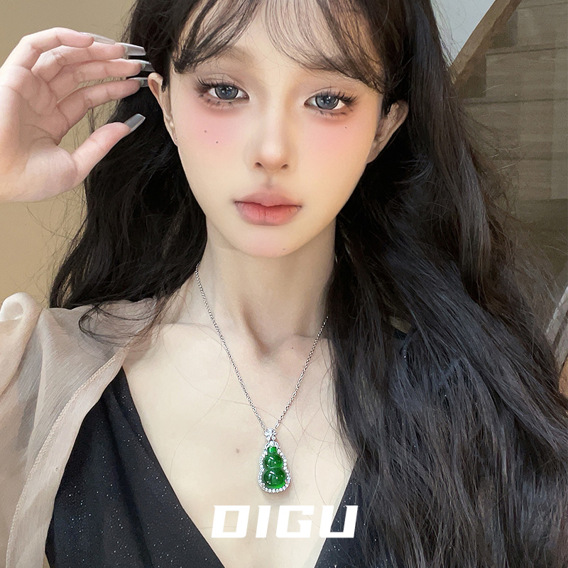 DIGU新中式轻奢镶钻绿色仿玉石小葫芦项链女复古高级感锁骨链颈链