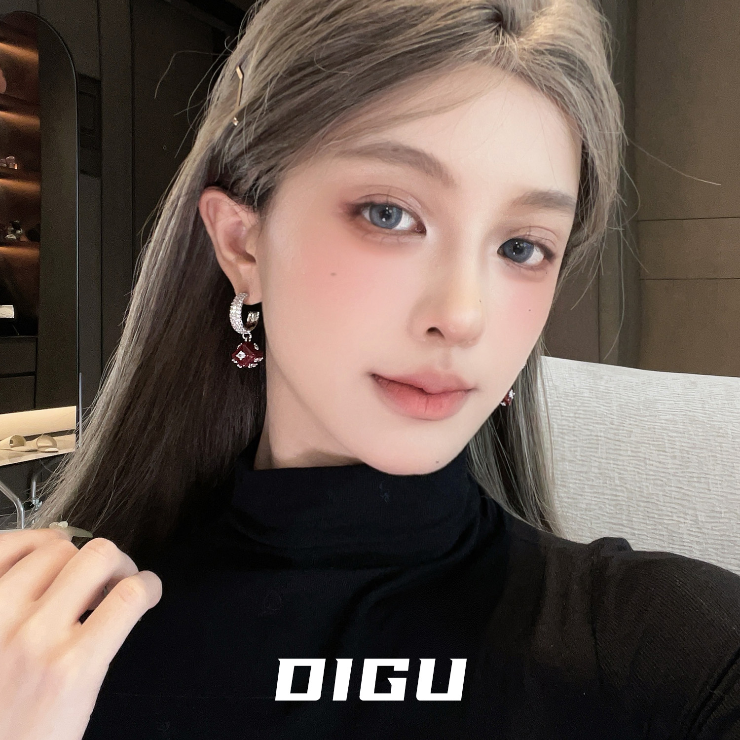 轻奢复古酒红色吊坠满钻耳圈耳环