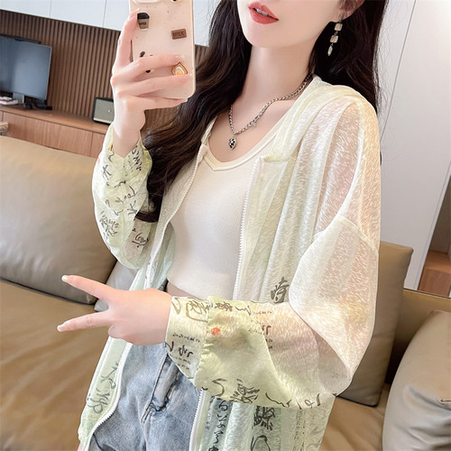 小个子冰丝薄款中国风防晒衣女