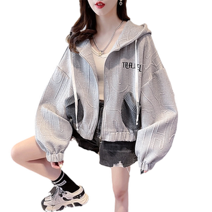 初春短款卫衣女春秋季韩版宽松早春装薄款学生百搭小个子开衫外套