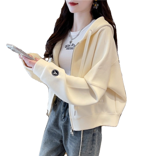 早秋短款外套女2025新款春秋韩版宽松薄款百搭休闲小个子开衫卫衣