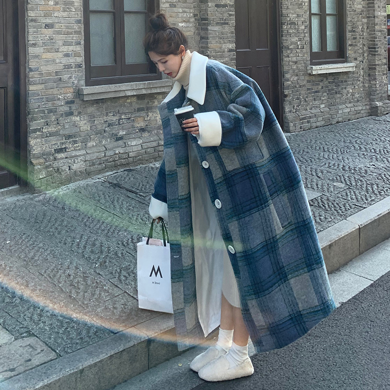 2025秋冬新款韩版宽松慵懒风蓝色格子长款过膝毛呢大衣呢子外套女