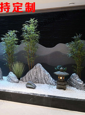 天然草坪中大型庭院观赏刻字石