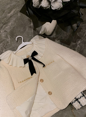 安璃 ANLI 精致小香风蝴蝶结娃娃领外套保暖羽绒甜美百搭大衣新款