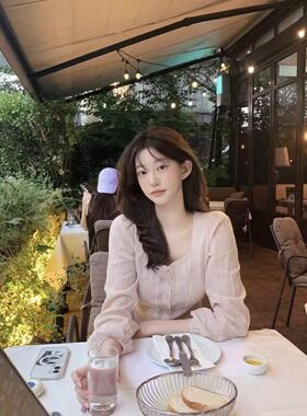 安璃 韩国小众设计早秋法式方领蕾丝显瘦长袖衬衫上衣