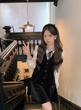 安璃 显瘦设计感小众减龄小香风丝绒小黑裙鱼尾下摆背心裙