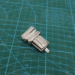 包包锁扣配件包扣锁扣箱包金属按扣插锁维修包包五金锁扣卡扣固定