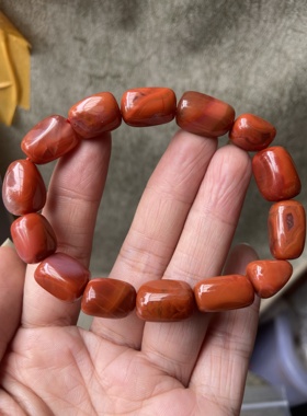 天然九口南红玛瑙特色随形原石柿子红火焰纹手串