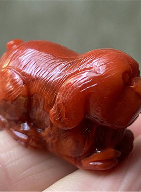 天然川料 柿子红火焰纹 南红玛瑙立体小狗吊坠十二生肖雕刻项坠