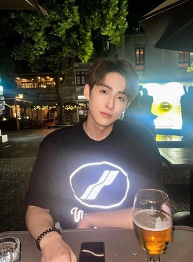 WE11DONE DAMI夏季经典3M反光字母logo印花时尚宽松圆领短袖T恤