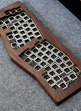 胡桃木GX67 Alice机械键盘套件QMK/VIA自由改键Gsket spring键盘