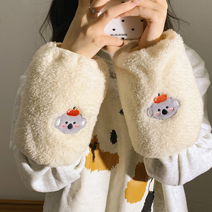 套儿童学生防脏护袖 毛绒办公室袖 羽绒服成人工作防污可爱套袖 冬季