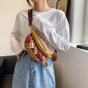 云南民族风斜挎包出门便携包女士复古丽江西双版纳旅游手机零钱包