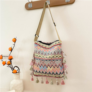 云南民族风斜挎包个性流苏西双版纳风伴手礼国风单肩包斜挎两用包