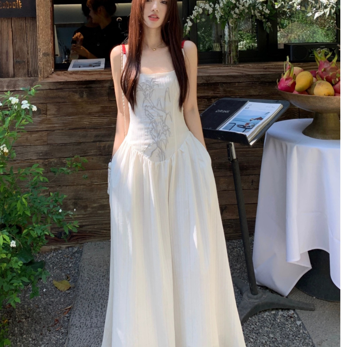 法式吊带连衣裙女夏季收腰显瘦过