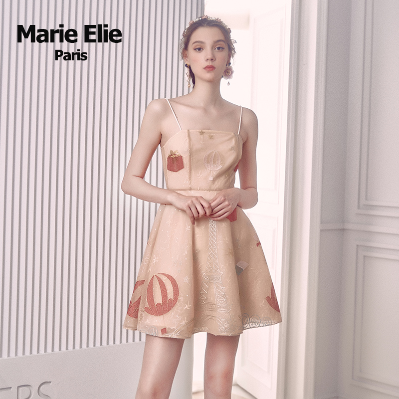 Marie Elie春夏经典款 意画星物公主吊带连衣裙女E2821M05485