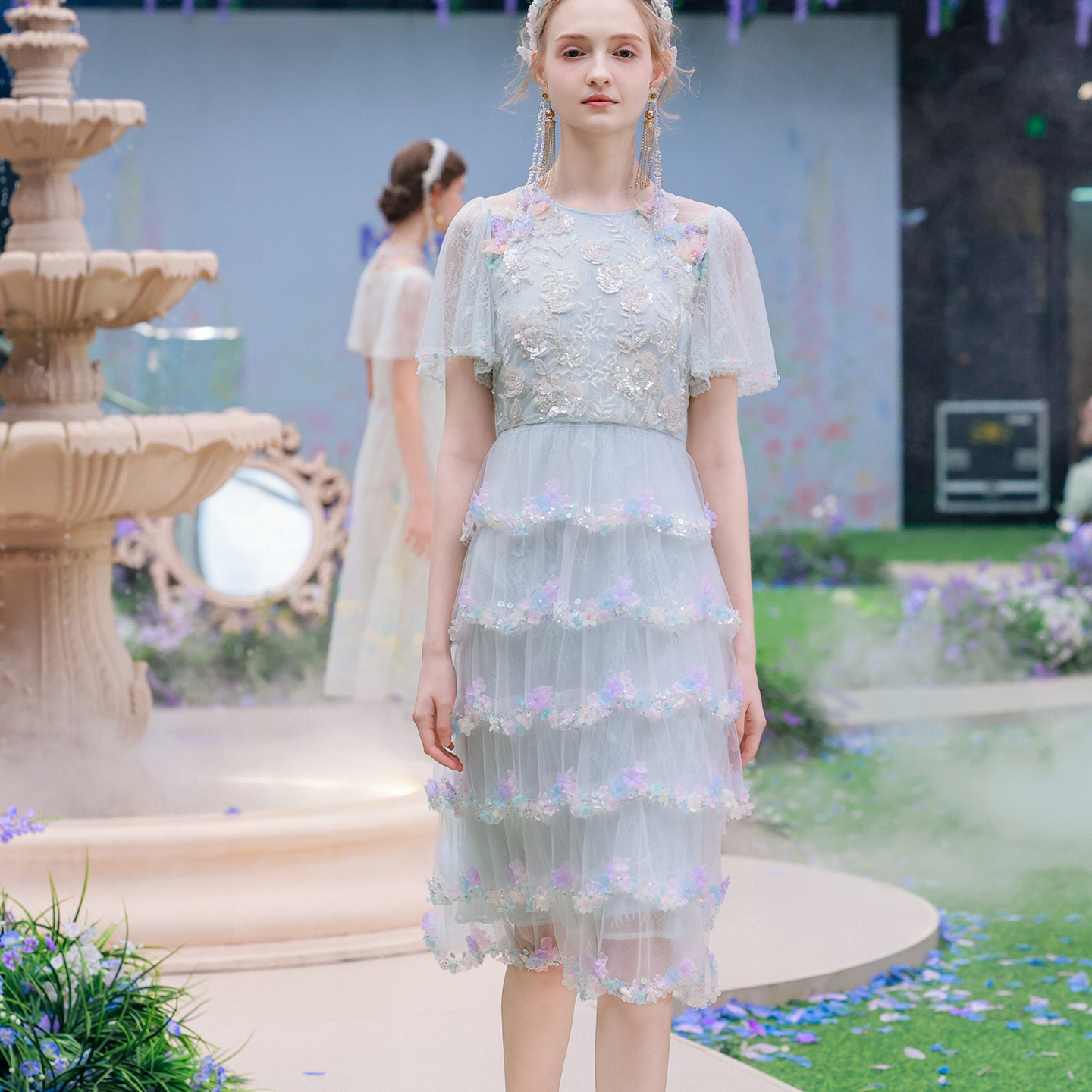 Marie Elie云釉生花秀款重工钉珠连衣裙2025春夏新品