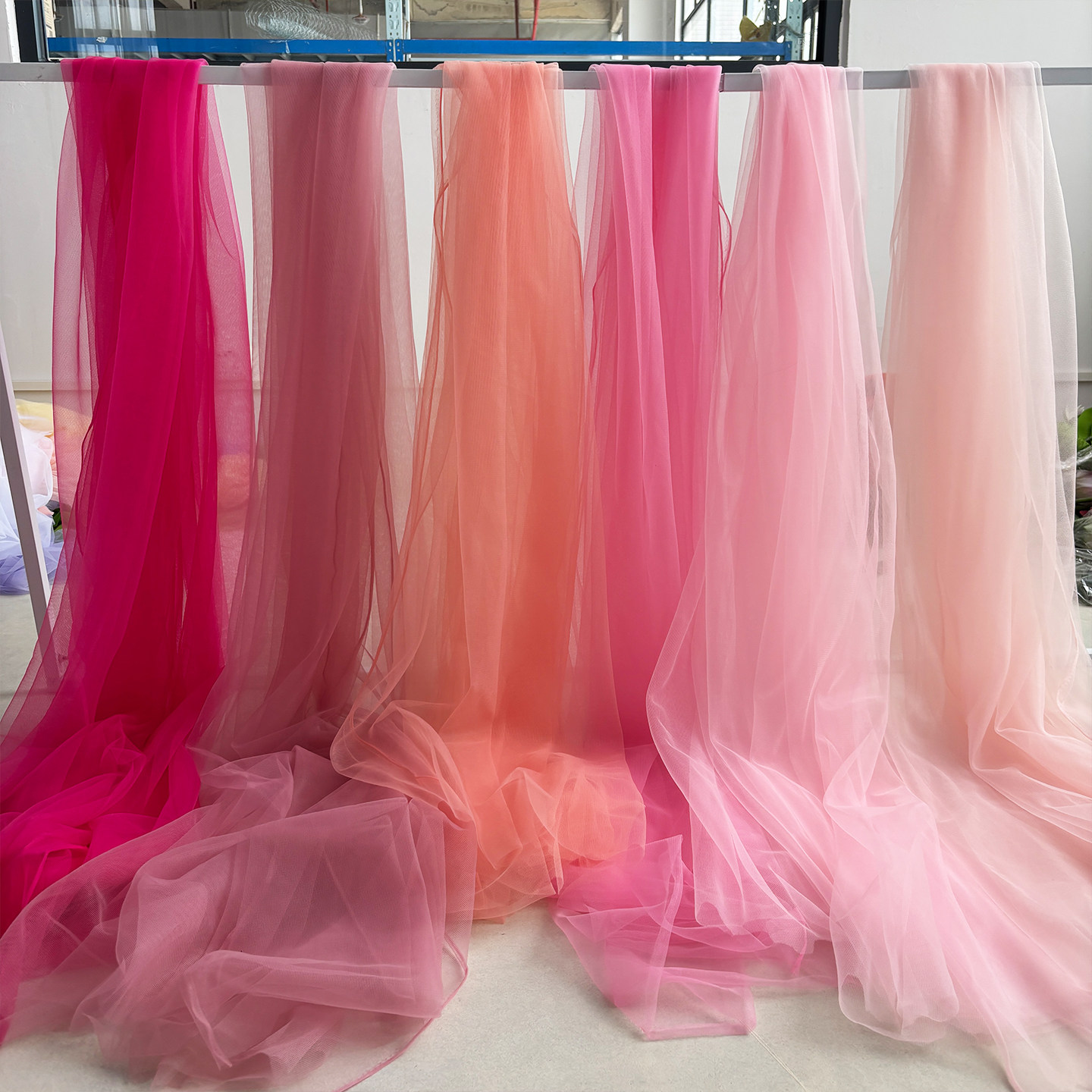 淡粉樱花粉软纱幔婚礼吊顶背景瀑布纱美容院大型演出活动布置网纱,节庆用品/礼品,节庆布艺用品,淘宝优惠券,粉丝福利购,淘宝优惠卷