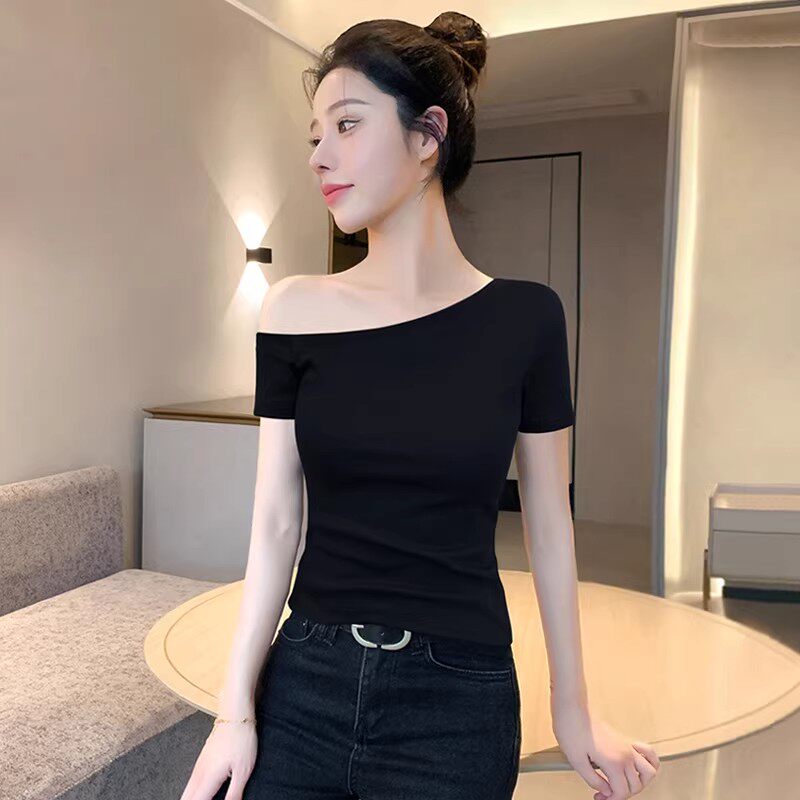 黑色露肩短袖女t恤夏2026新款不规则设计感小众修身显瘦斜肩上衣