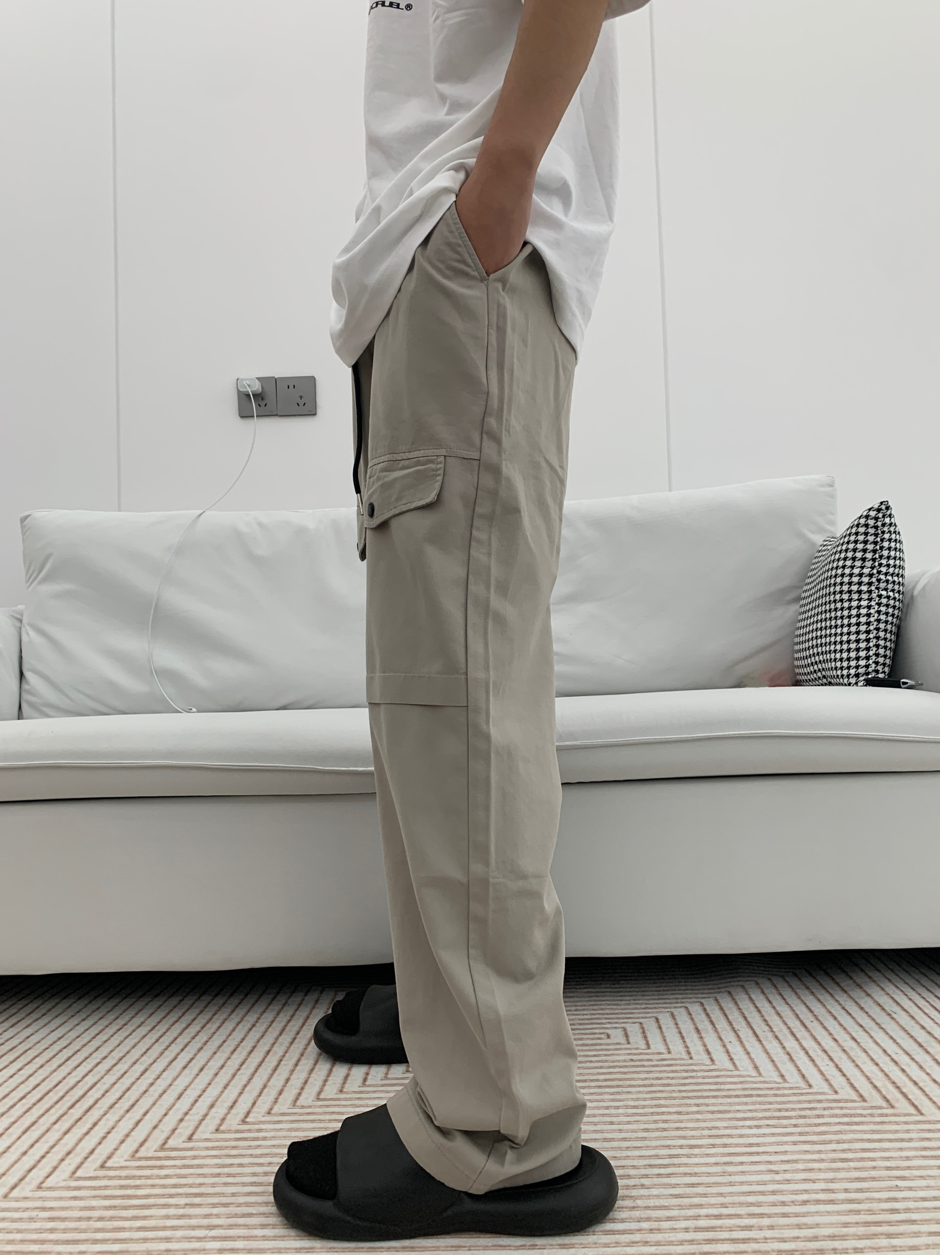 07QWER 夏季薄款冰丝凉感莱赛尔休闲裤简约休闲通勤宽松直筒裤