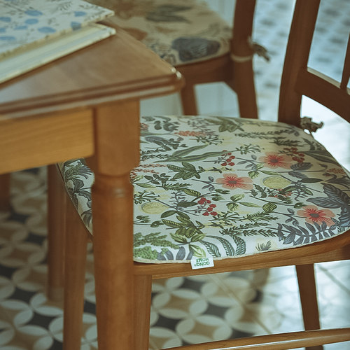 马蹄形温莎椅冬季加厚餐椅垫坐垫