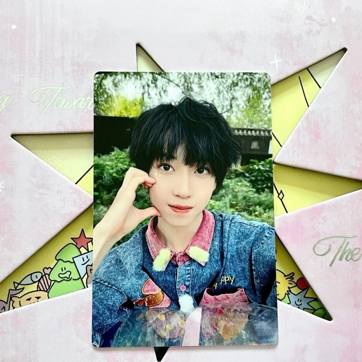 杨博文小卡，正品未绑定，买回去自己扫描背后二维码绑定即可