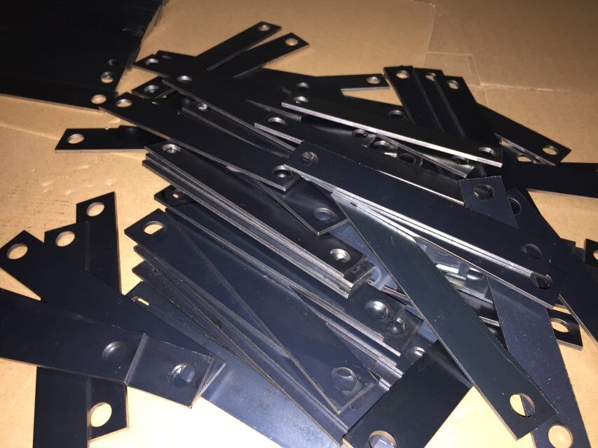 不锈钢长条片加工弹片锰钢弹簧带开孔片折弯闭合薄片异形非标定做