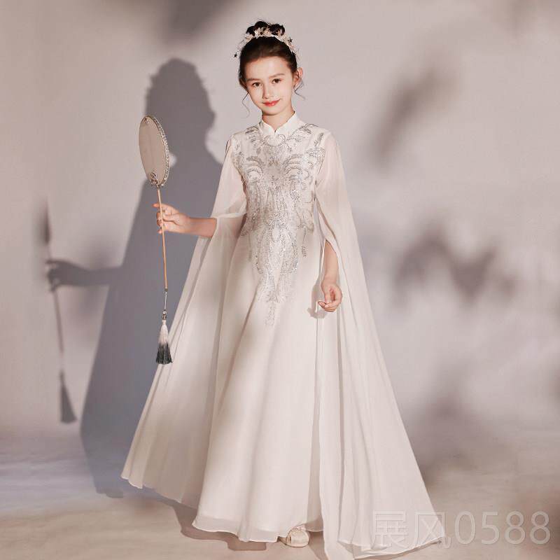 高档2025新款童礼服白色花儿童中式旗演袍女童弹古筝出服民演乐奏