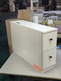 定制Enf级奶油白床头柜福庆牌18mm厚板材健康环保木架包装发货