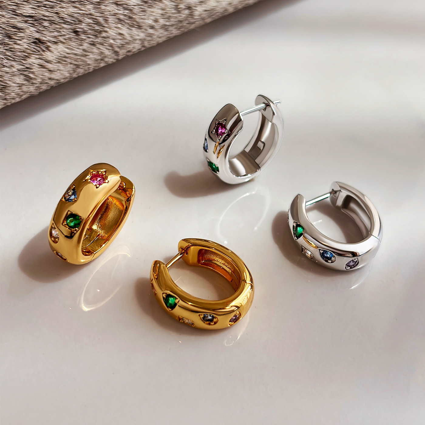 金银色水滴彩钻耳环女高级轻奢