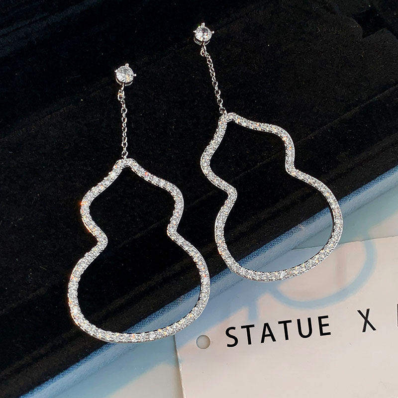 巴黎【设计师】个性明星同款镂空葫芦耳环女纯银长款流苏锆石耳钉