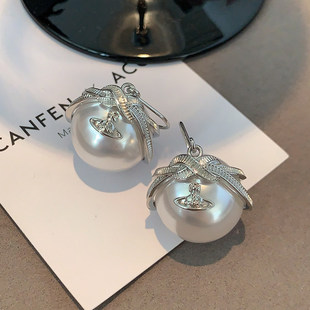巴黎【设计师】西太家蝴蝶结珍珠耳钉高级感土星耳环香风耳饰时尚