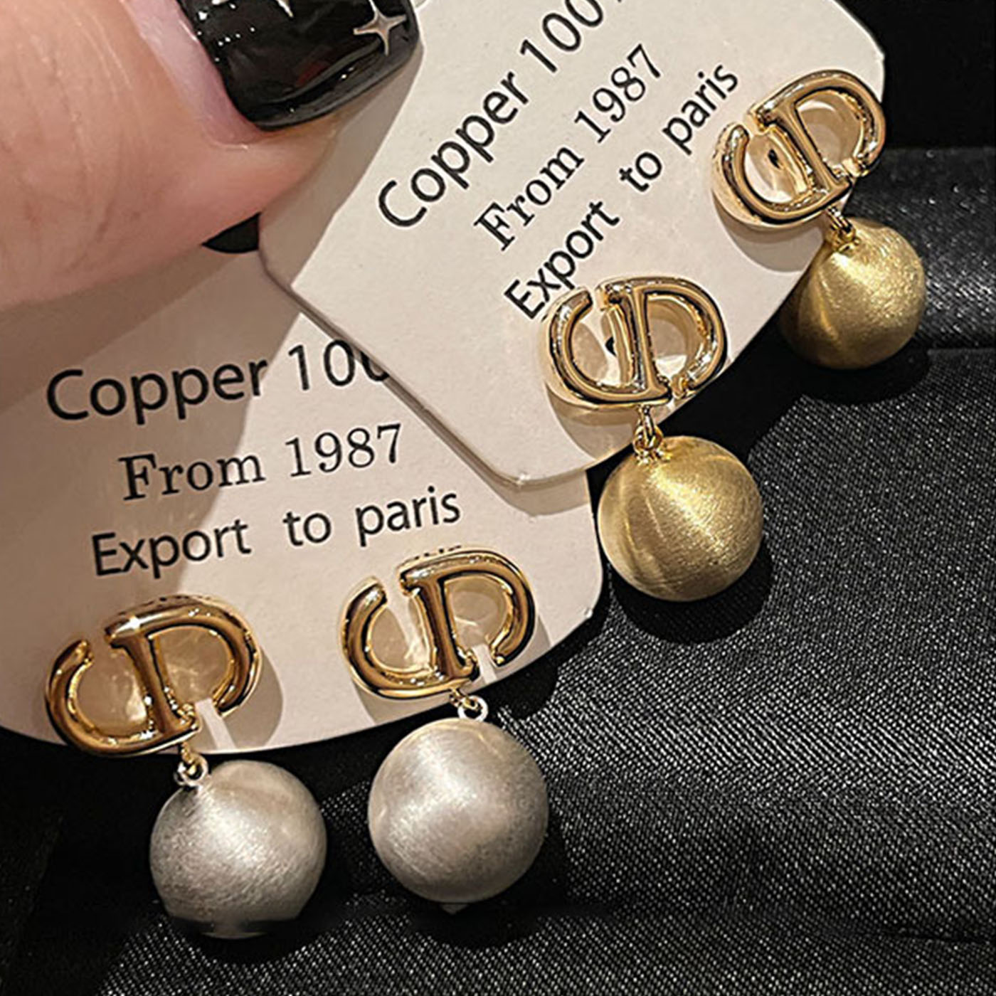 D家轻奢CD字母耳环女高级感