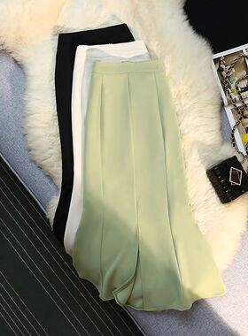 Butt hugging skirt, black half body skirt包臀裙黑色半身裙子