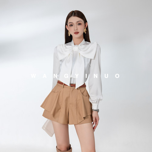 MD依诺【蝴蝶少女】2025早秋新品时尚轻奢气质显瘦蝴蝶结长袖上衣