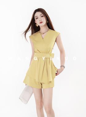 MD依诺【闭月羞花】2025夏款设计洋气时尚百搭减龄上衣休闲裤套装